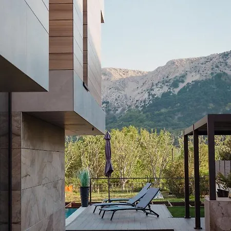 Villa Modern With Private Pool Near The Sea *