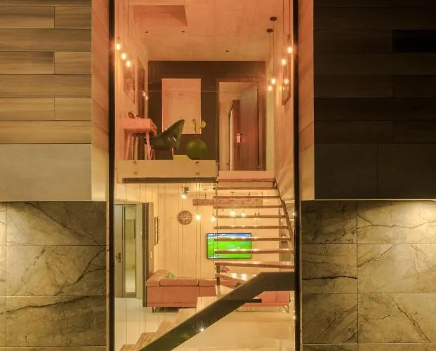 Modern With Private Pool Near The Sea Villa *